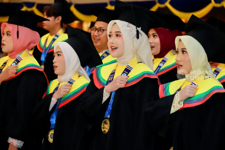 Foto : Wisuda 264 Universitas Airlangga