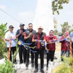 FKH UNAIR dan Pemkab Lamongan Resmikan Desa Binaan Klagensrampat